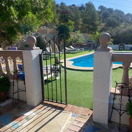 Valle de Abdalagís Casa El Saladilloヴィラ エクステリア 写真