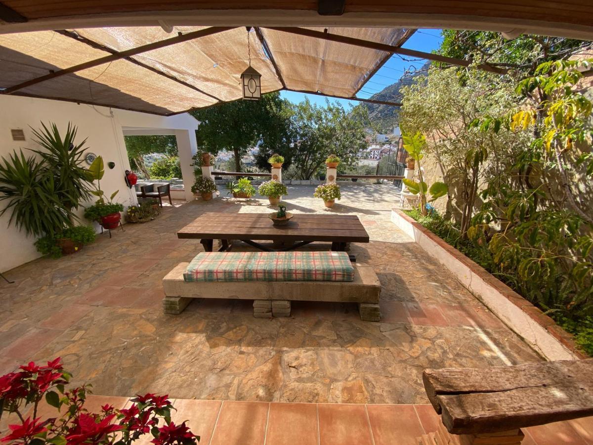 Valle de Abdalagís Casa El Saladilloヴィラ エクステリア 写真