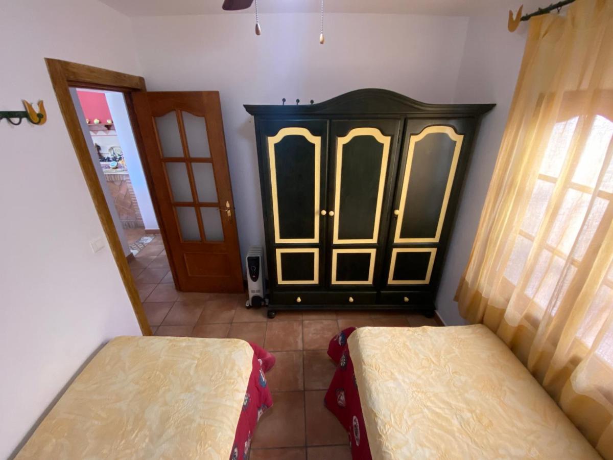 Valle de Abdalagís Casa El Saladilloヴィラ エクステリア 写真