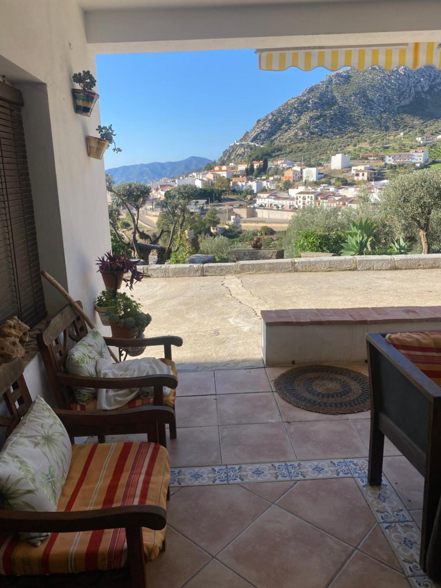 Valle de Abdalagís Casa El Saladilloヴィラ エクステリア 写真